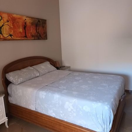 Piso En El Centro De Granada Con Garaje Incluido Gratis Apartment Exterior foto
