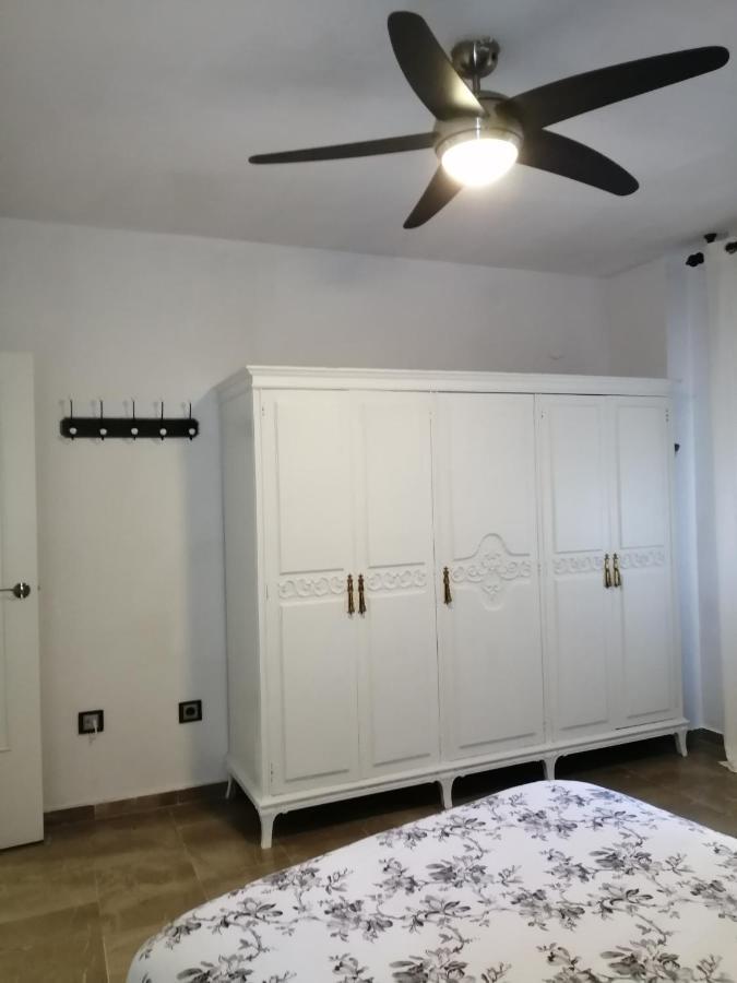 Piso En El Centro De Granada Con Garaje Incluido Gratis Apartment Exterior foto