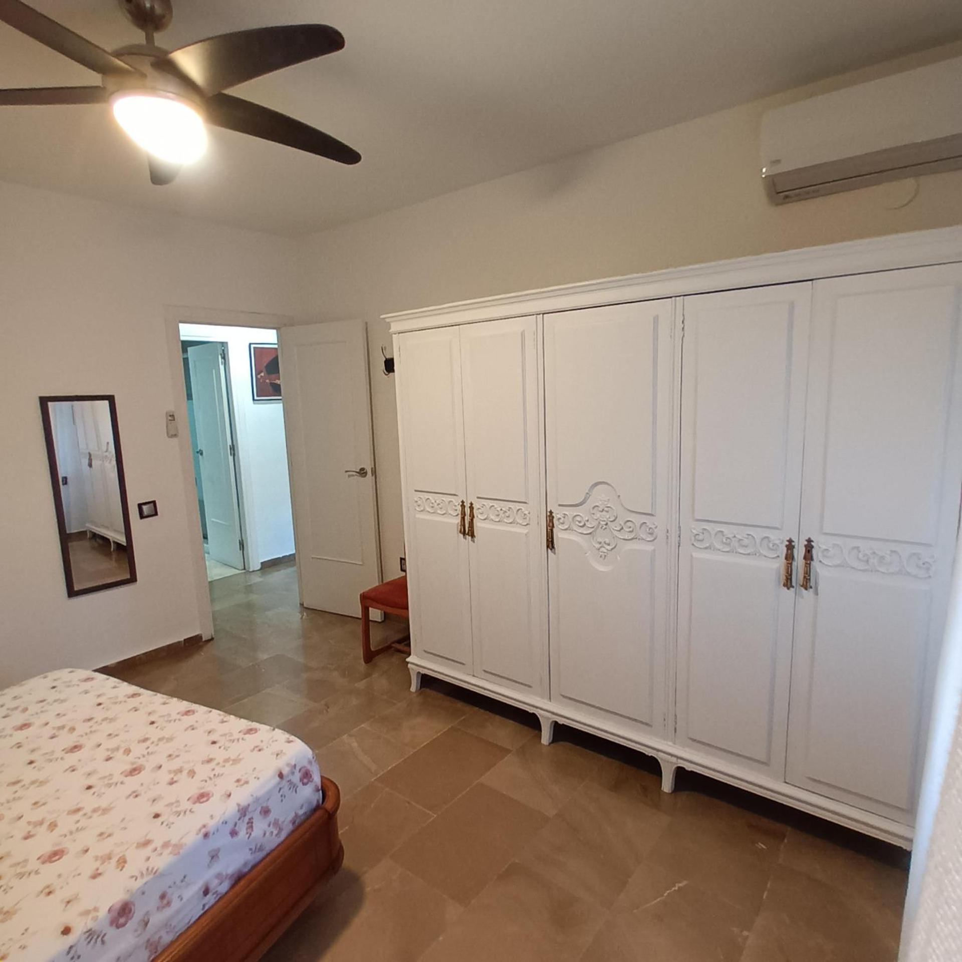 Piso En El Centro De Granada Con Garaje Incluido Gratis Apartment Exterior foto